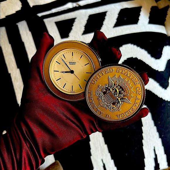 Collectible Coin Clock Presidential Seal Gold Quartz Seiko Alarm Vintage Luxury - Picture 7 of 16